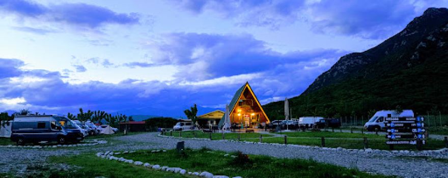 Via Natura Voidomatis Rafting Base-