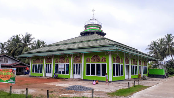 East Mempawah