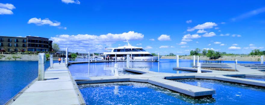 Columbia Point Marina Park