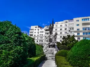 Statue of Tudor Vladimirescu