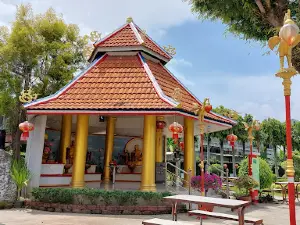 Sam Por Kong Foundation (Luang Por To)
