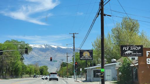 STM Fly Shop & Guide Service - Bishop, CA