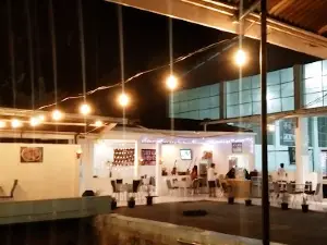 Lathifa Futsal & Cafe Lubuk Sikaping