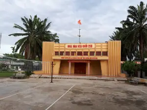 Nhà Văn hóa khối 250