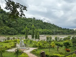 Domukha Park