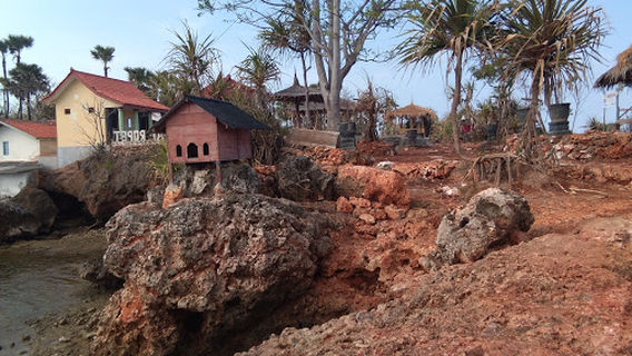 Giliyang Oxygen Island