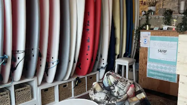 Shining Surf School - Centre Amandine Sanchez - Surf en Biarritz