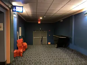 Woodbury 10 Theatre