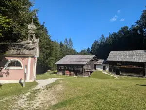 MUSEUM TIROLEAN FARMS