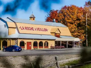 La Roche à Veillon resto/théâtre