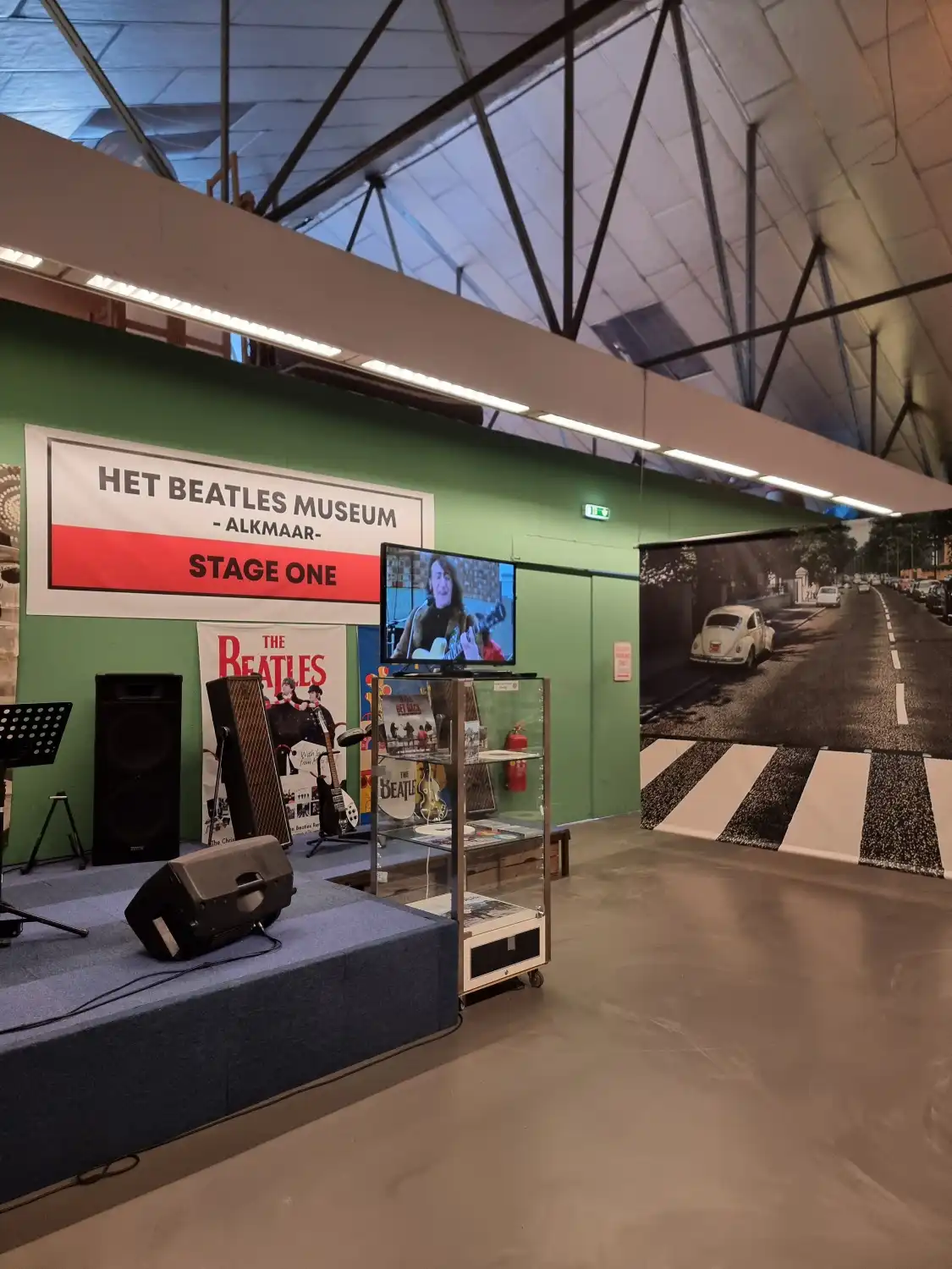 Hotels near The Beatles Museum