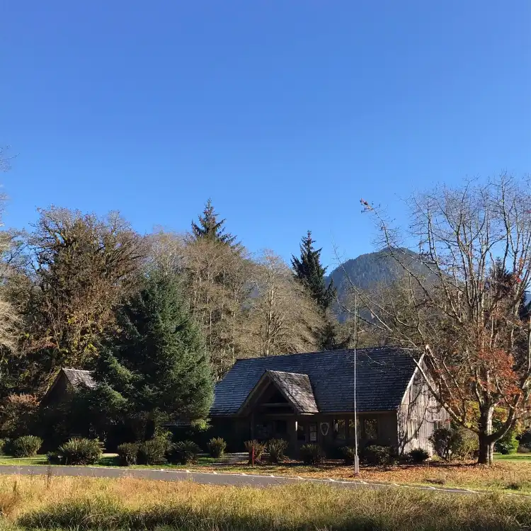 Hotels in Quinault