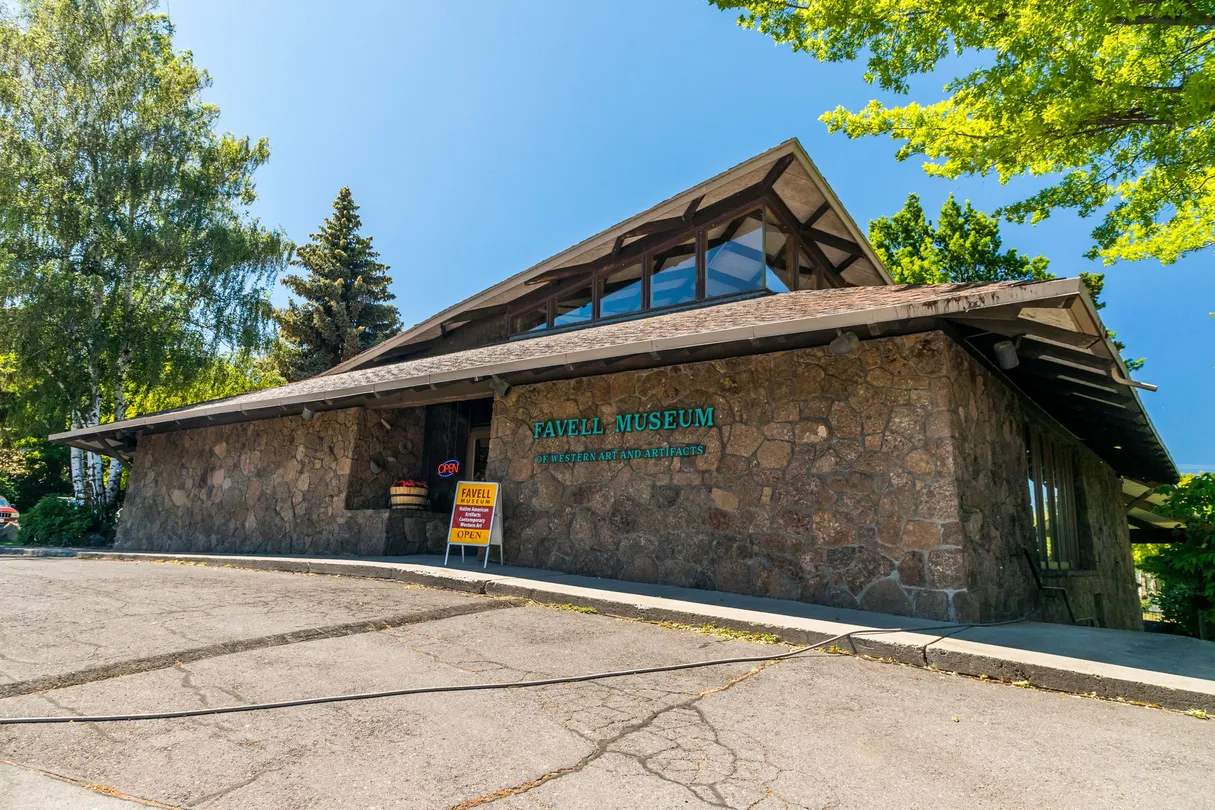 5_Favell Museum