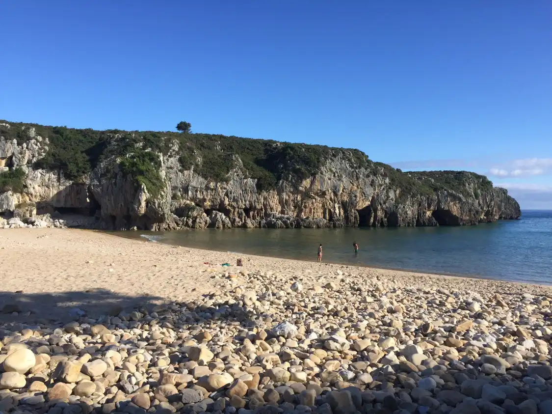 Hotels near Playa de Cuevas del Mar