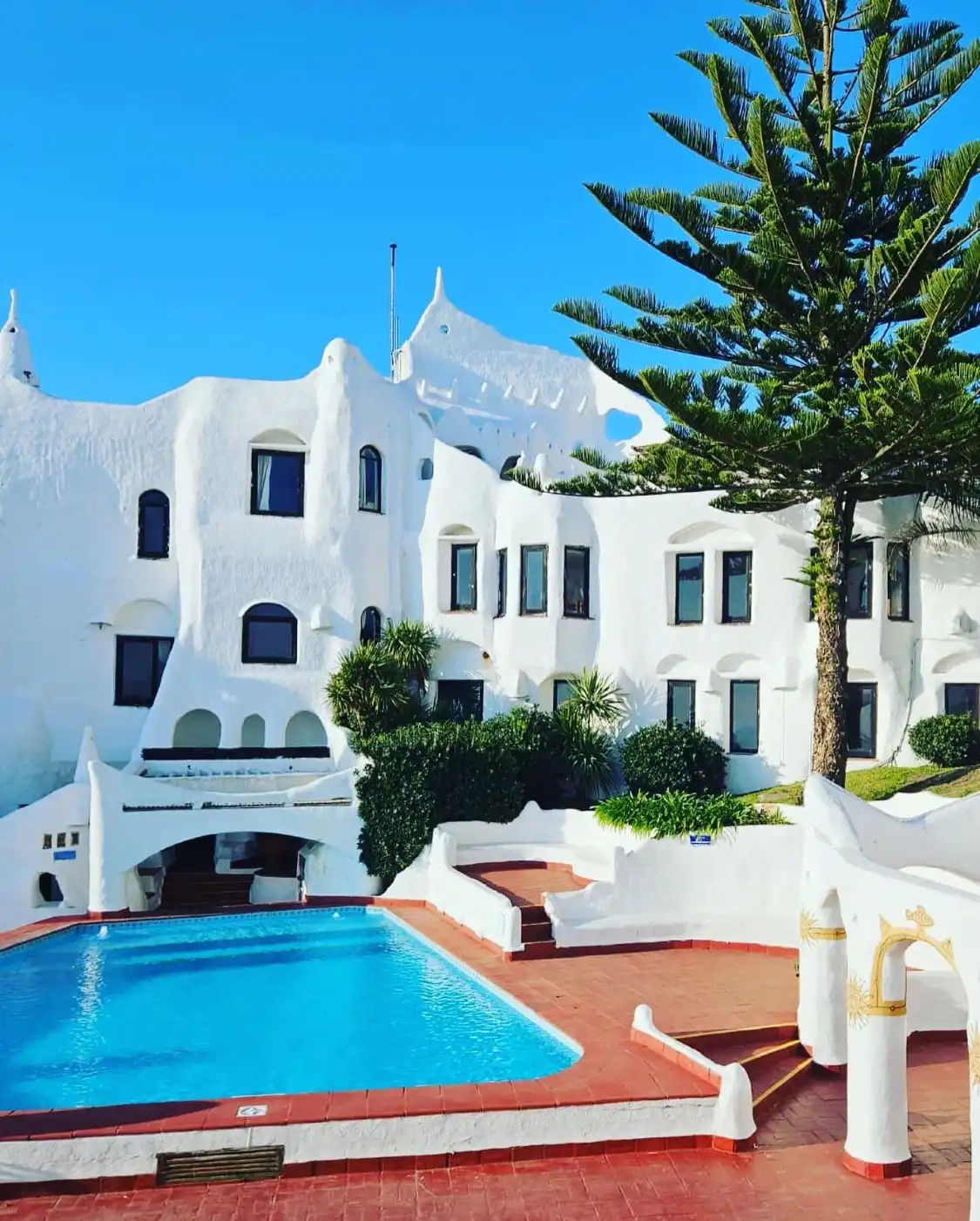 Hotels near Casapueblo