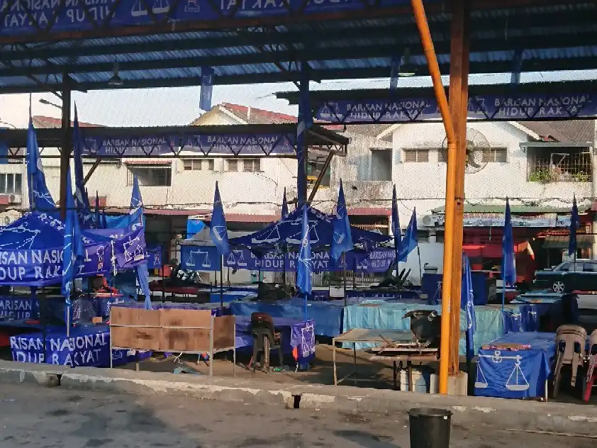 Hotels near Pasar Borneo