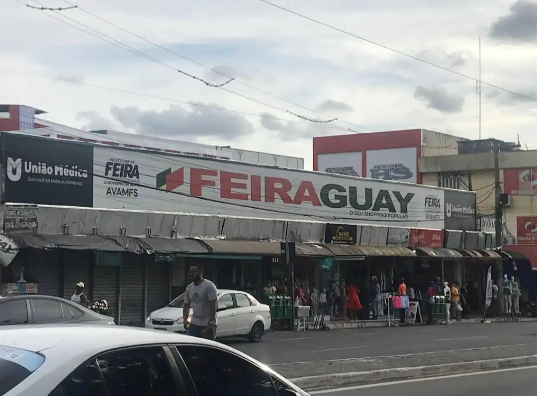 Hotels near Feiraguay Shopping Popular