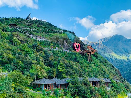 Sky Gate of O Quy Ho