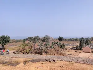 BAUDH STOOP