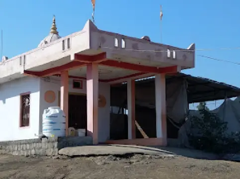 Mahadev Mandir, Temla