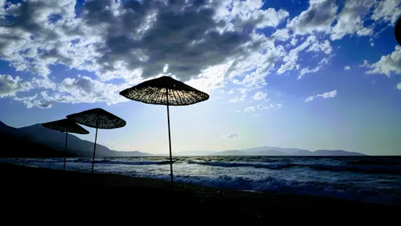 Güzelcamlı Venüs plajı Kuşadası