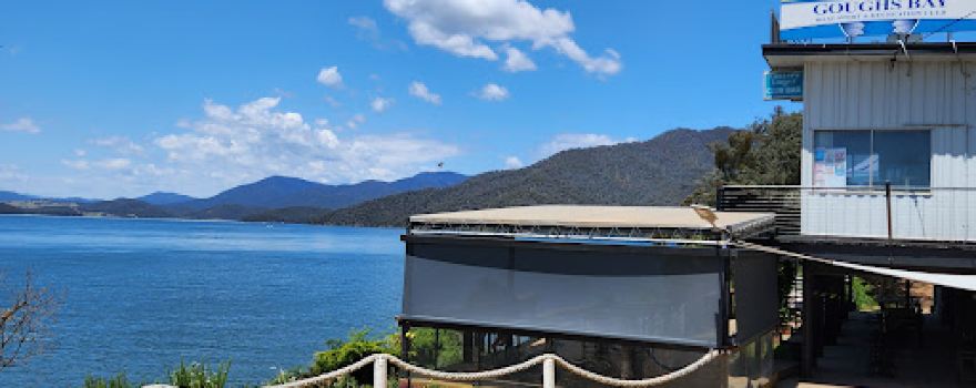 Goughs Bay Boat Club