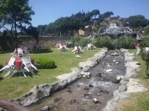 Hüsnü Kutsal Parkı