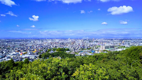 Yatsuomote-yama Park