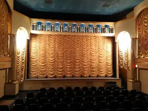Metropolitan Theatre