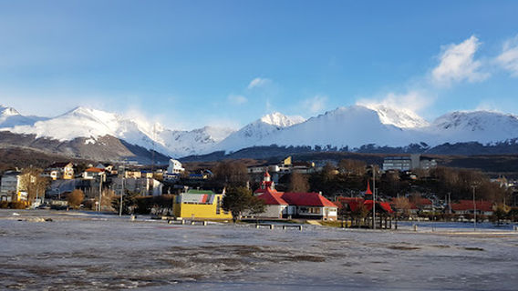 Paseo de los Antiguos Pobladores