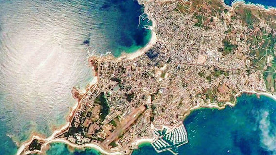 Between heaven and earth