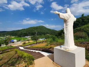 Cardinal Stephen Kim Sou-hwan's Birthplace Park