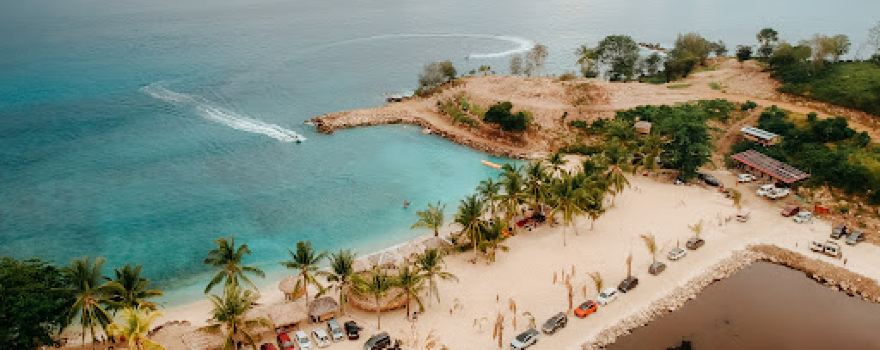 Pantai Batubuaya