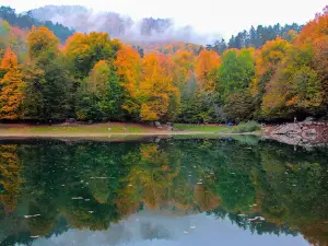 Lake Nazlı