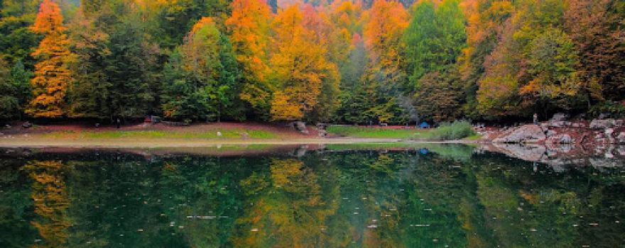 Lake Nazlı