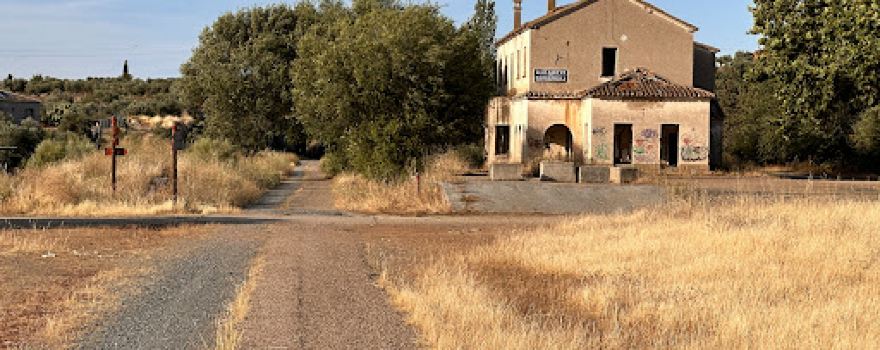 Apeadero de Aldeanueva de Barbarroya - Vía Verde de la Jara