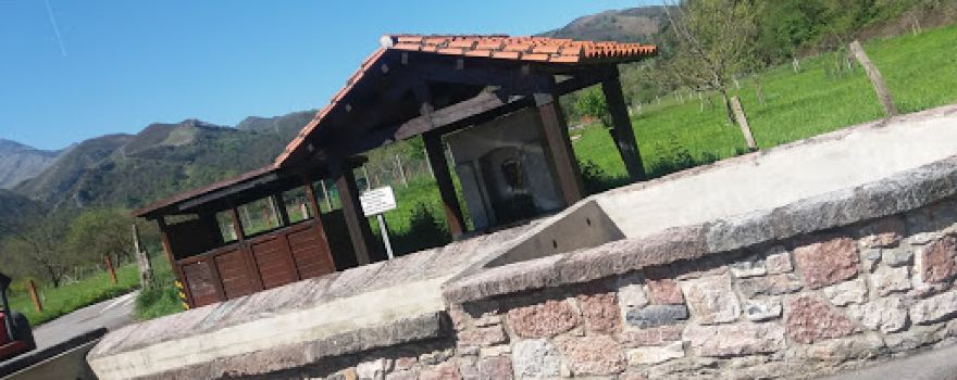 Polideportivo Municipal de Ribera de Arriba