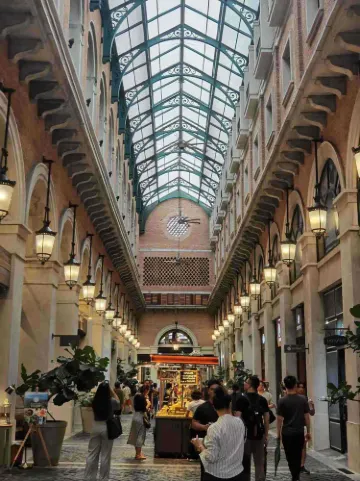 ニマンヘミン通り