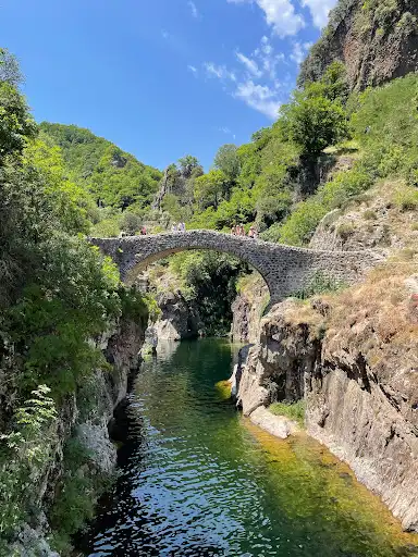 1_Devil Bridge