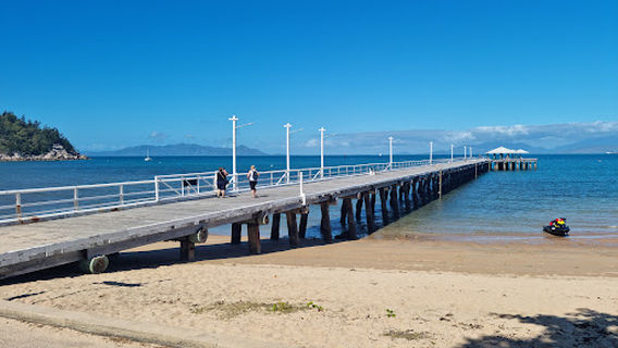 Picnic Bay Foreshore