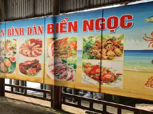 bãi tắm Hàng Dương