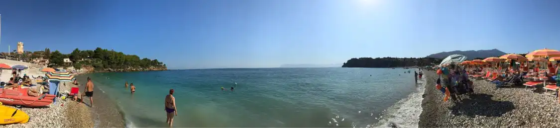 Hotels near Guidaloca beach