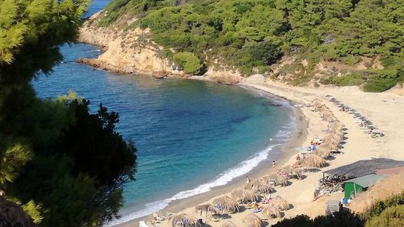 Agia Eleni Beach