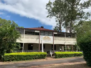 Old Petrie Town