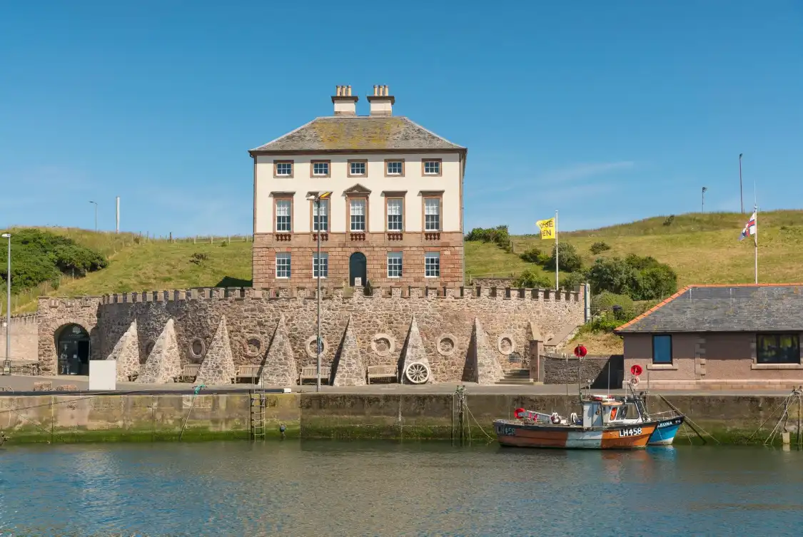 Hotels near Gunsgreen House