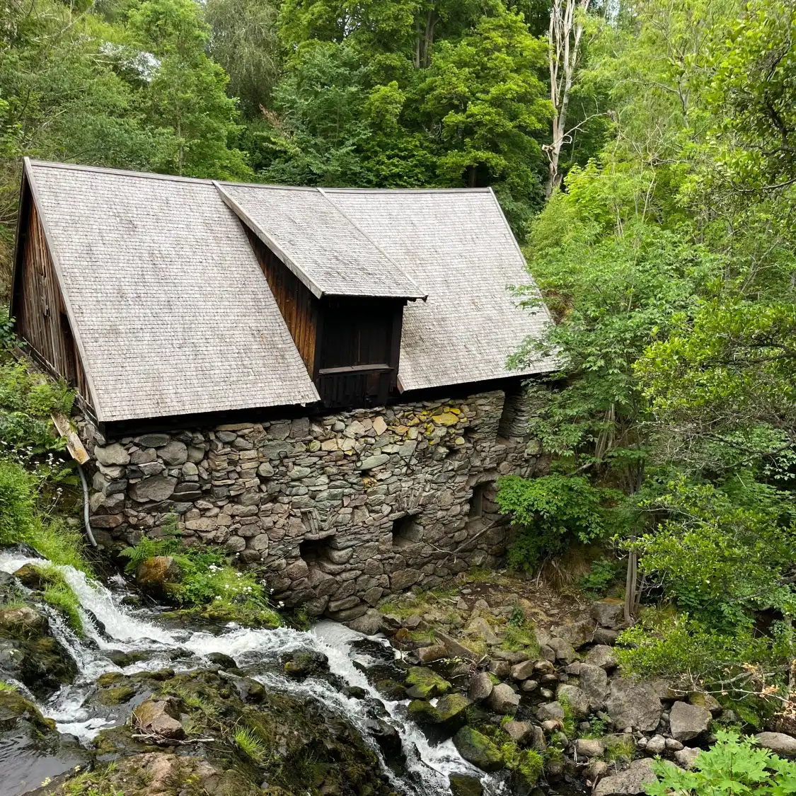 Hotels near Rottle Hamn