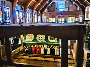 Holy Cross Catholic Church
