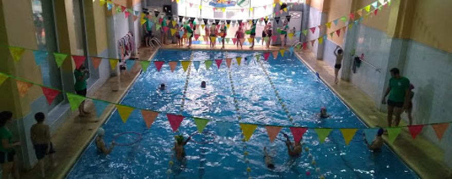 Club Isidro Casanova Natatorio y Gimnasio
