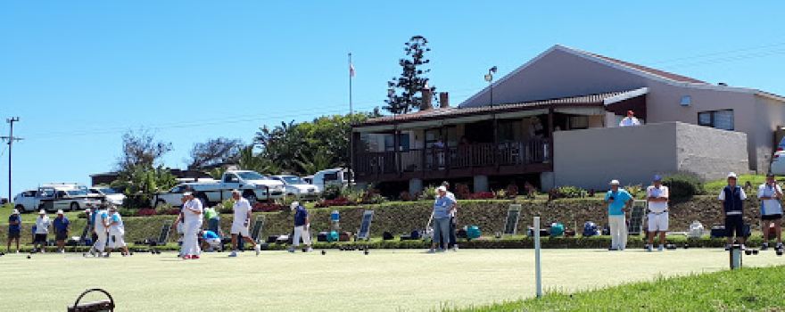 Kaysers Beach Social Club