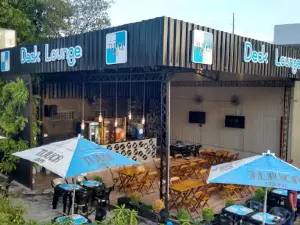 Green Lounge
